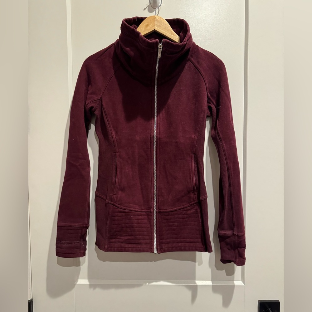 Lululemon Scuba Fitted Sweatshirt